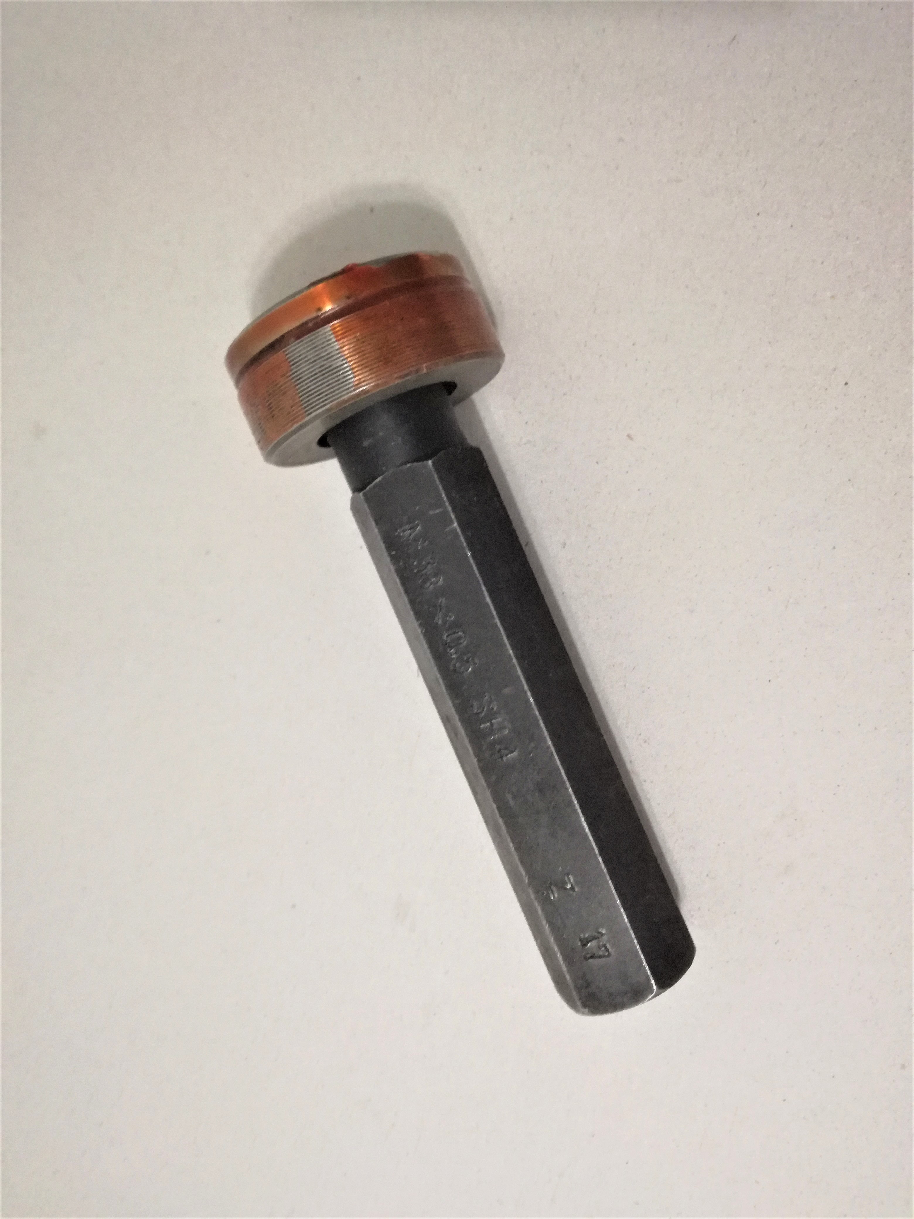 Závitový kalibr - trn  M38x0,5  SH4 dobrý + zmetkový