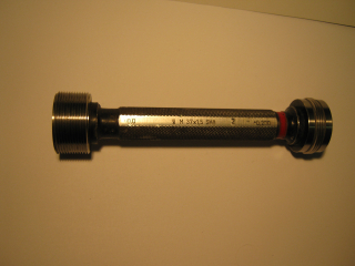 Závitový kalibr - trn  M37x1,5   SH8