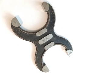 Třmenový kalibr oboustranný  66 g6           