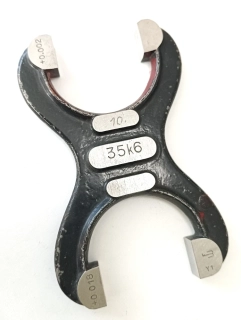 Třmenový kalibr oboustranný  35 k6           